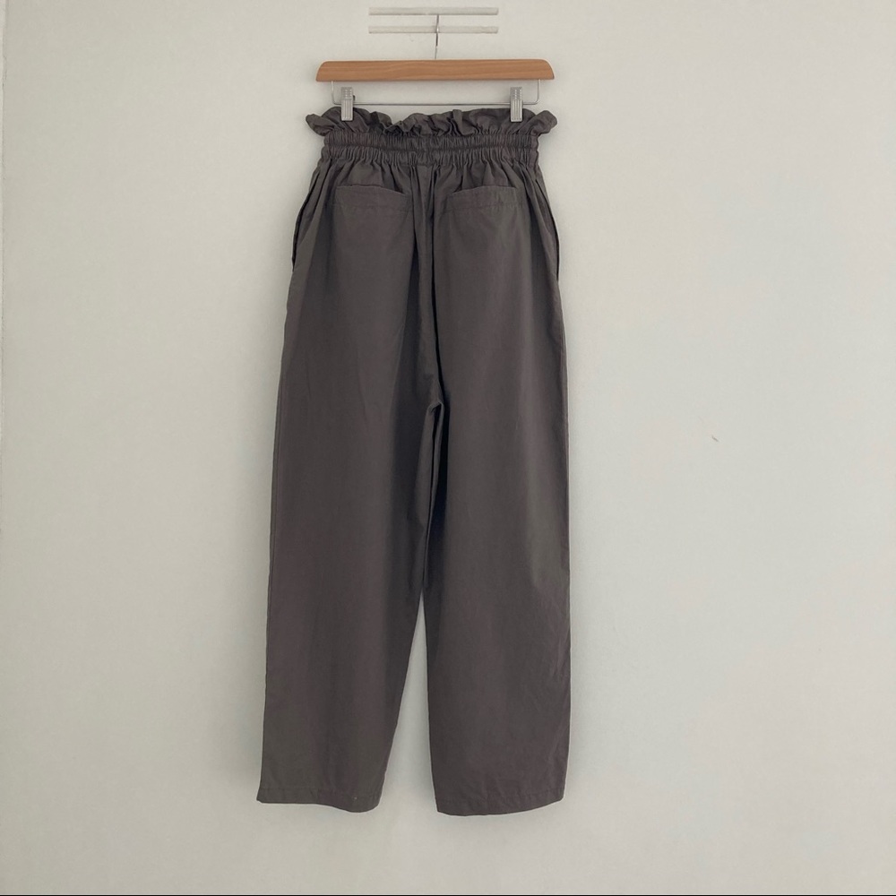 ASOS Paper Bag Pants - Size 10, greige. - Picture 4 of 10